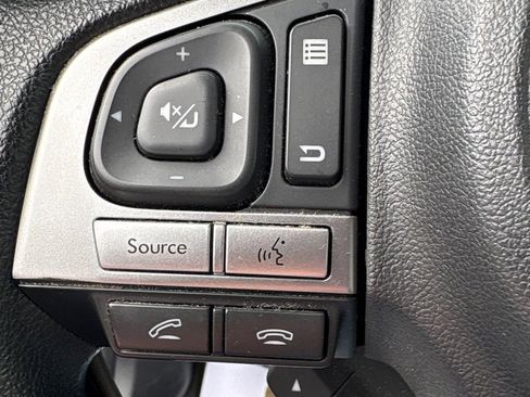 Used 2017 Subaru Forester 2.5i Premium image 20