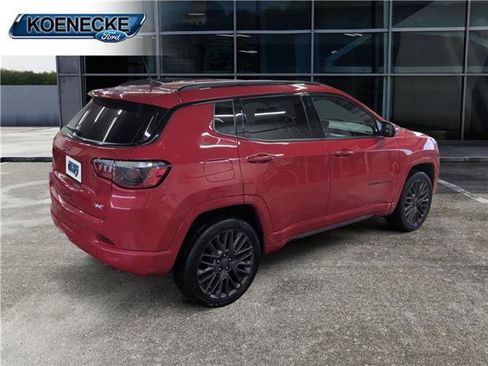 Used 2022 Jeep Compass Limited image 5