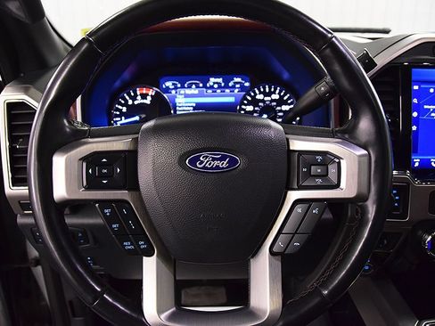 Used 2022 Ford F250 Platinum AWD/4WD image 19