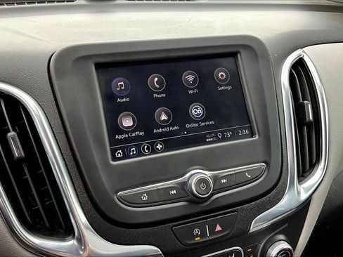 Used 2023 Chevrolet Equinox LT w/ Driver Convenience Package image 9