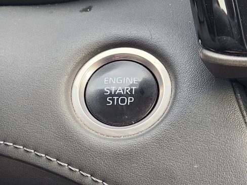 Used 2024 Toyota Highlander XSE image 20