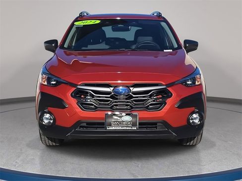Used 2024 Subaru Crosstrek 2.0i Premium image 3