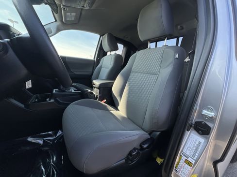Used 2023 Toyota Tacoma SR image 13