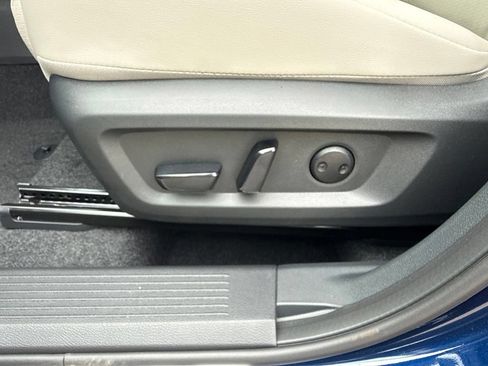 New 2026 Nissan Rogue Dark Armor AWD/4WD image 12