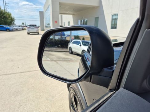 Used 2025 Mitsubishi Outlander Sport LE image 30