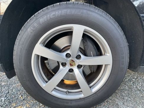 Used 2018 Porsche Macan image 5