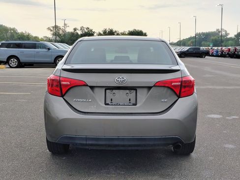Used 2019 Toyota Corolla SE w/ Carpet Mat Package (TMS) FWD image 5