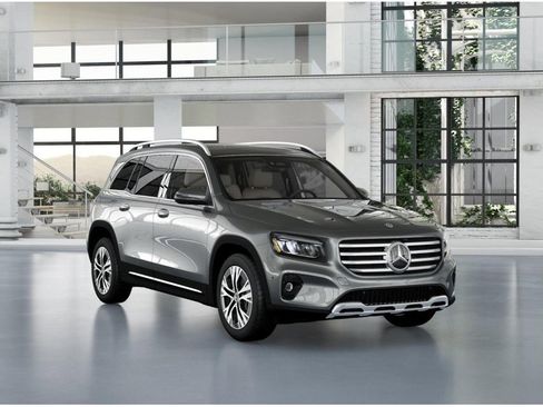 New 2026 Mercedes-Benz GLB 250 4MATIC image 10