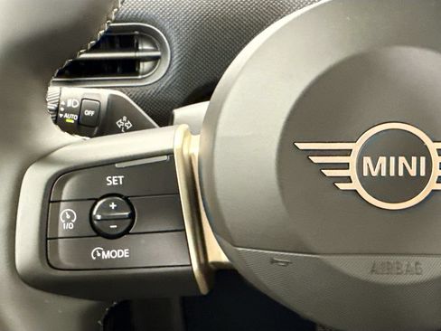 Used 2025 MINI Cooper S FWD image 11