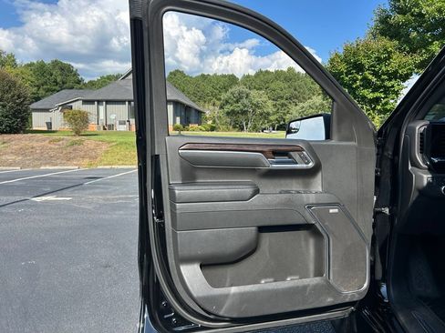 Used 2023 GMC Sierra 1500 Elevation w/ Preferred Package AWD/4WD image 56