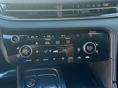 Used 2022 INFINITI QX60 Sensory w/ Cargo Package image 13