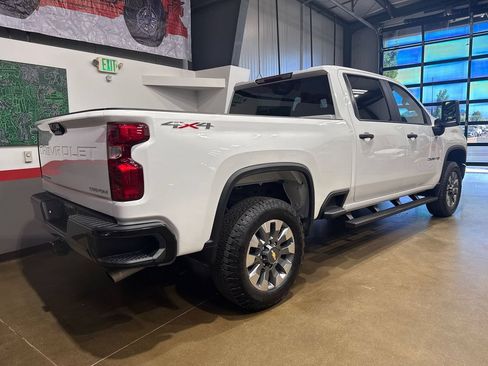 Used 2022 Chevrolet Silverado 2500 Custom w/ Custom Value Package AWD/4WD image 58