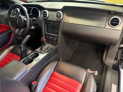 Used 2008 Ford Mustang Shelby GT500 RWD image 36