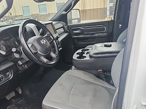 Used 2024 RAM 2500 Big Horn image 5
