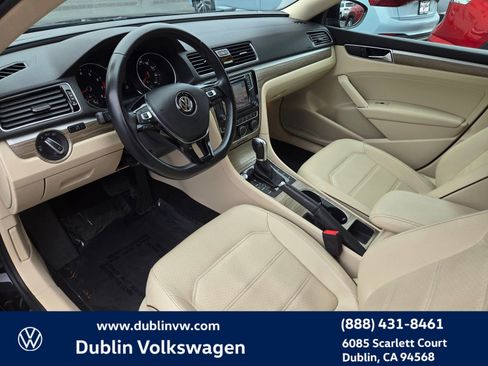 Used 2018 Volkswagen Passat 2.0T SE image 9