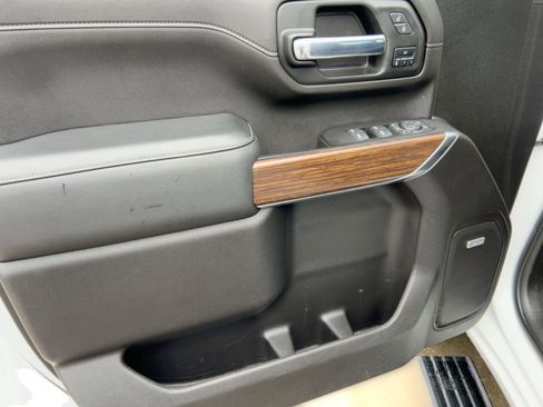 Certified 2023 Chevrolet Silverado 2500 High Country w/ LPO, Hitch Package image 12