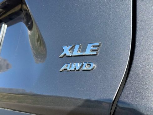 Used 2024 Toyota RAV4 XLE AWD/4WD image 16