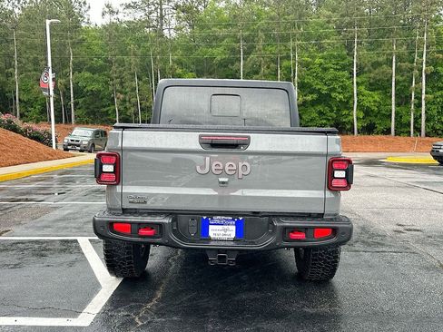 Used 2021 Jeep Gladiator Rubicon AWD/4WD image 15