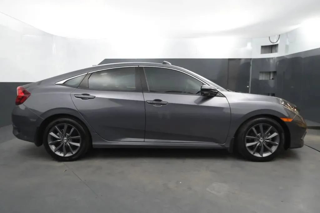 Used 2021 Honda Civic EX-L image 6