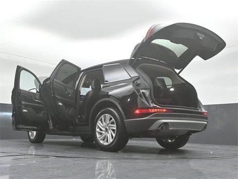 Certified 2024 Lincoln Corsair AWD image 47