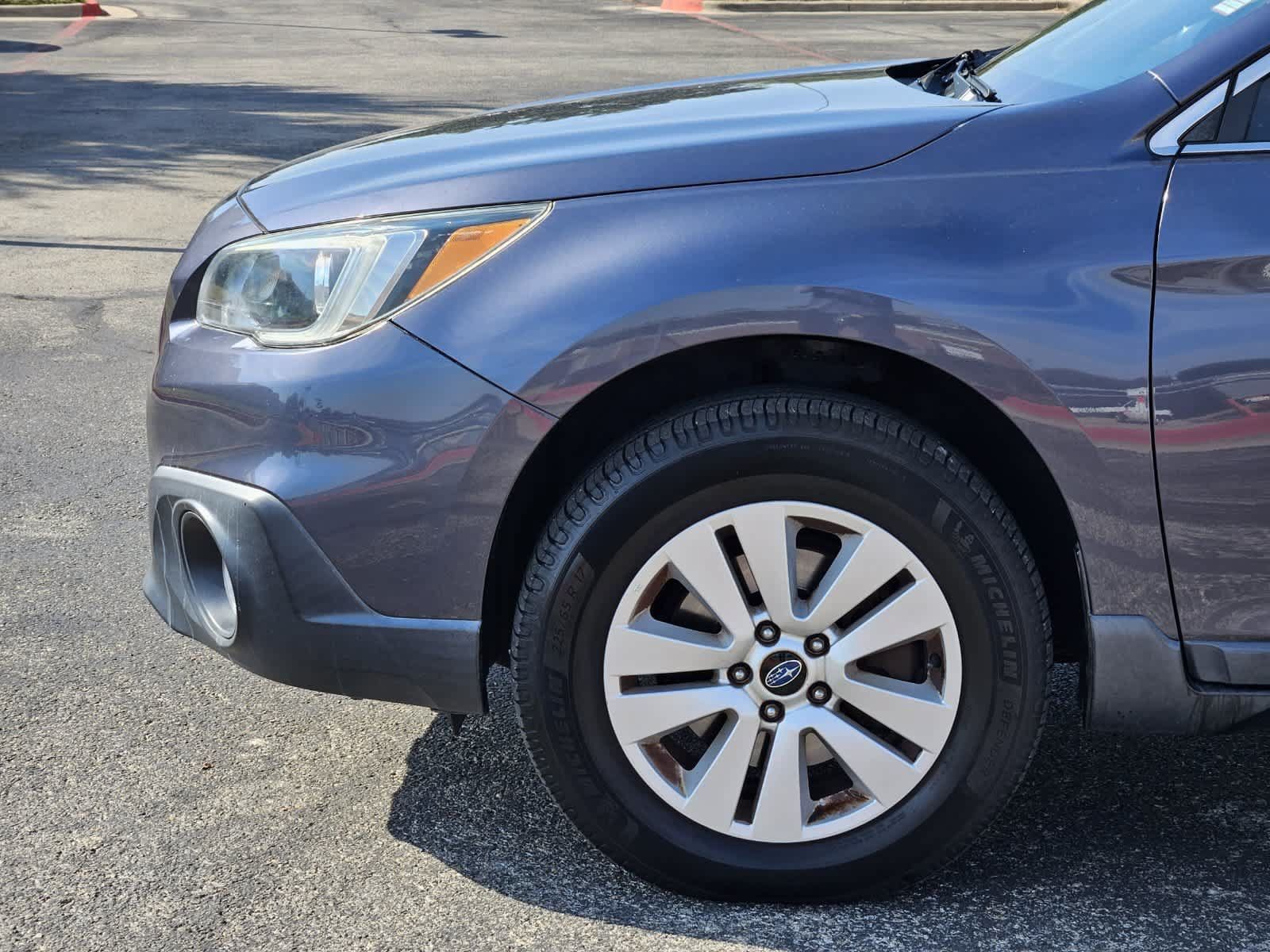 Used 2016 Subaru Outback 2.5i Premium AWD/4WD image 8