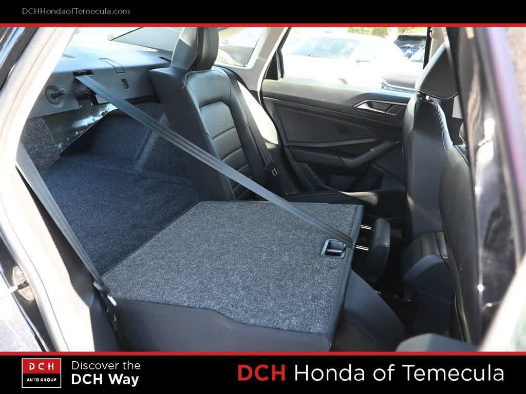 Used 2024 Volkswagen Jetta SE FWD image 22