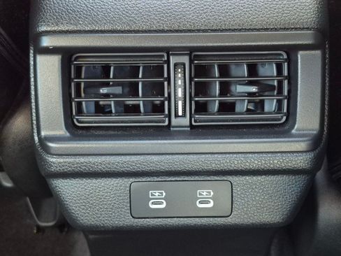 Used 2025 Honda Accord SE image 19