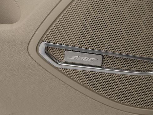 Used 2023 Buick Envision Avenir image 29