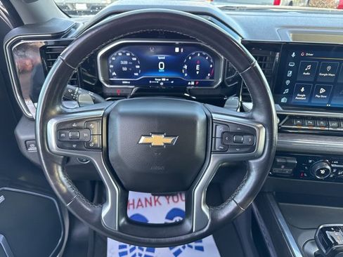 Used 2023 Chevrolet Silverado 1500 LTZ w/ LTZ Premium Package image 19