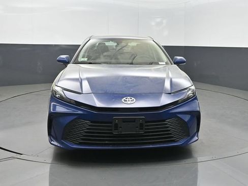 Used 2025 Toyota Camry LE FWD image 37