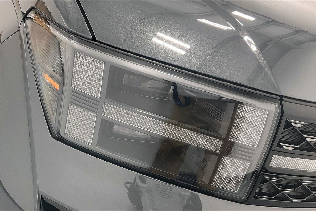 Used 2025 Hyundai Santa Fe Calligraphy AWD/4WD image 38