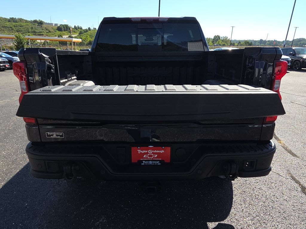 Used 2024 Chevrolet Silverado 1500 ZR2 w/ ZR2 Bison Edition AWD/4WD image 9
