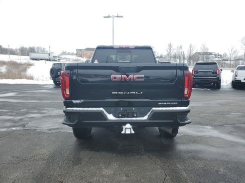 Used 2022 GMC Sierra 2500 Denali image 5
