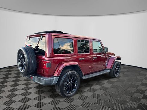Used 2021 Jeep Wrangler Unlimited Sahara w/ Cold Weather Group AWD/4WD image 8