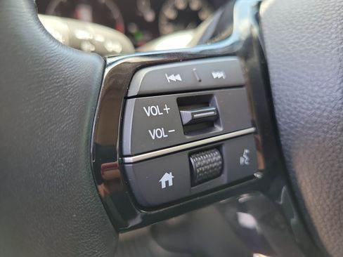 Used 2025 Honda Pilot Touring image 28