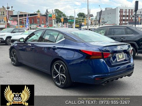 Used 2024 Nissan Sentra SV FWD image 5