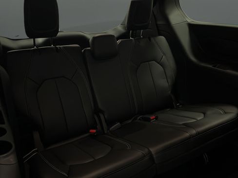 New 2026 Chrysler Pacifica Select AWD/4WD image 31