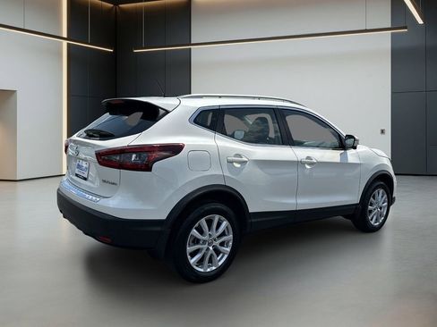 Used 2022 Nissan Rogue Sport SV w/ Technology Package AWD/4WD image 5