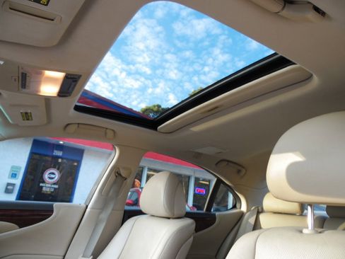 Used 2008 Lexus LS 460 image 7