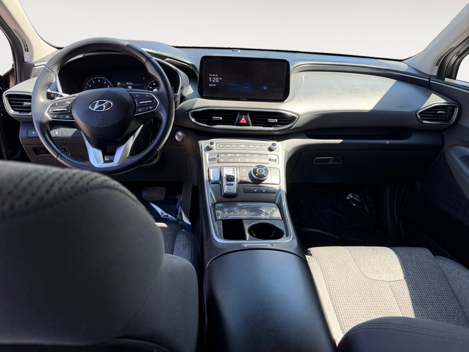 Used 2023 Hyundai Santa Fe SEL AWD/4WD image 10