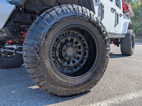 Used 2021 Jeep Gladiator Rubicon image 32