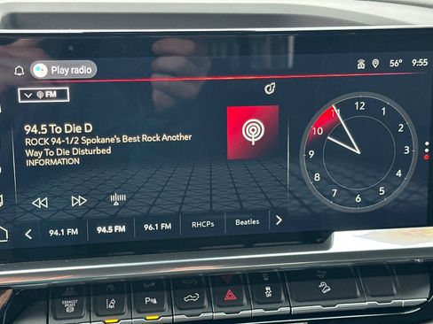 Used 2026 GMC Sierra 2500 SLT w/ SLT Premium Package image 25