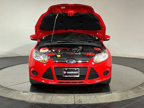 Used 2013 Ford Focus SE FWD image 70