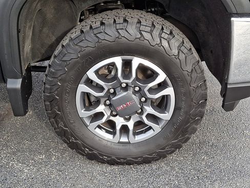 Certified 2023 GMC Sierra 2500 SLE image 9