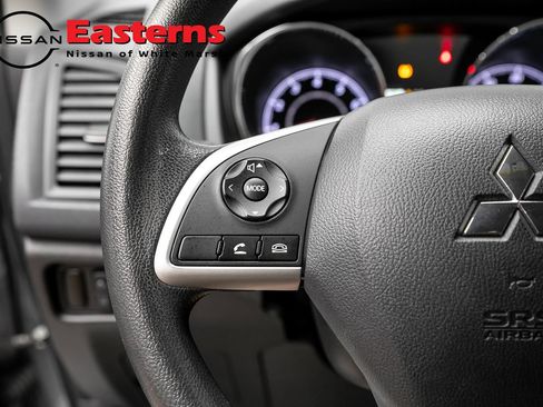 Used 2022 Mitsubishi Outlander Sport ES AWD/4WD image 14