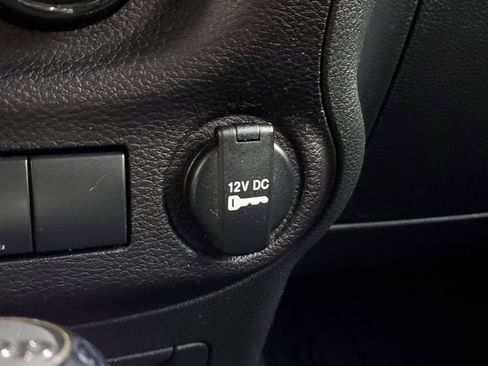 Certified 2017 Jeep Wrangler Unlimited Sahara w/ Connectivity Group AWD/4WD image 28