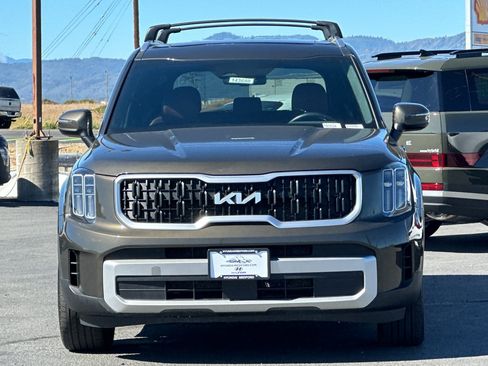 Used 2023 Kia Telluride EX AWD/4WD image 9
