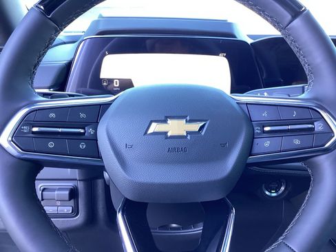 New 2026 Chevrolet Suburban High Country AWD/4WD image 10