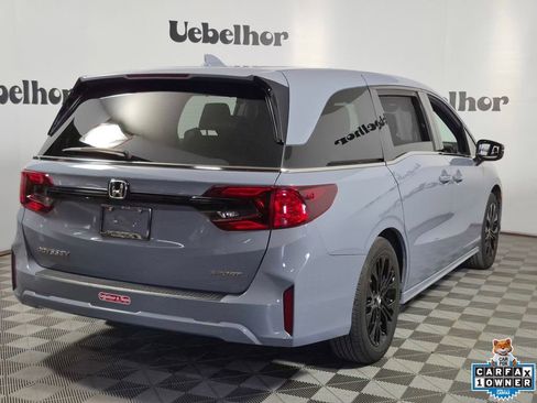Used 2025 Honda Odyssey Sport-L image 7