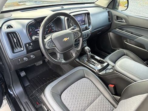 Certified 2022 Chevrolet Colorado Z71 w/ Trail Boss Package image 10
